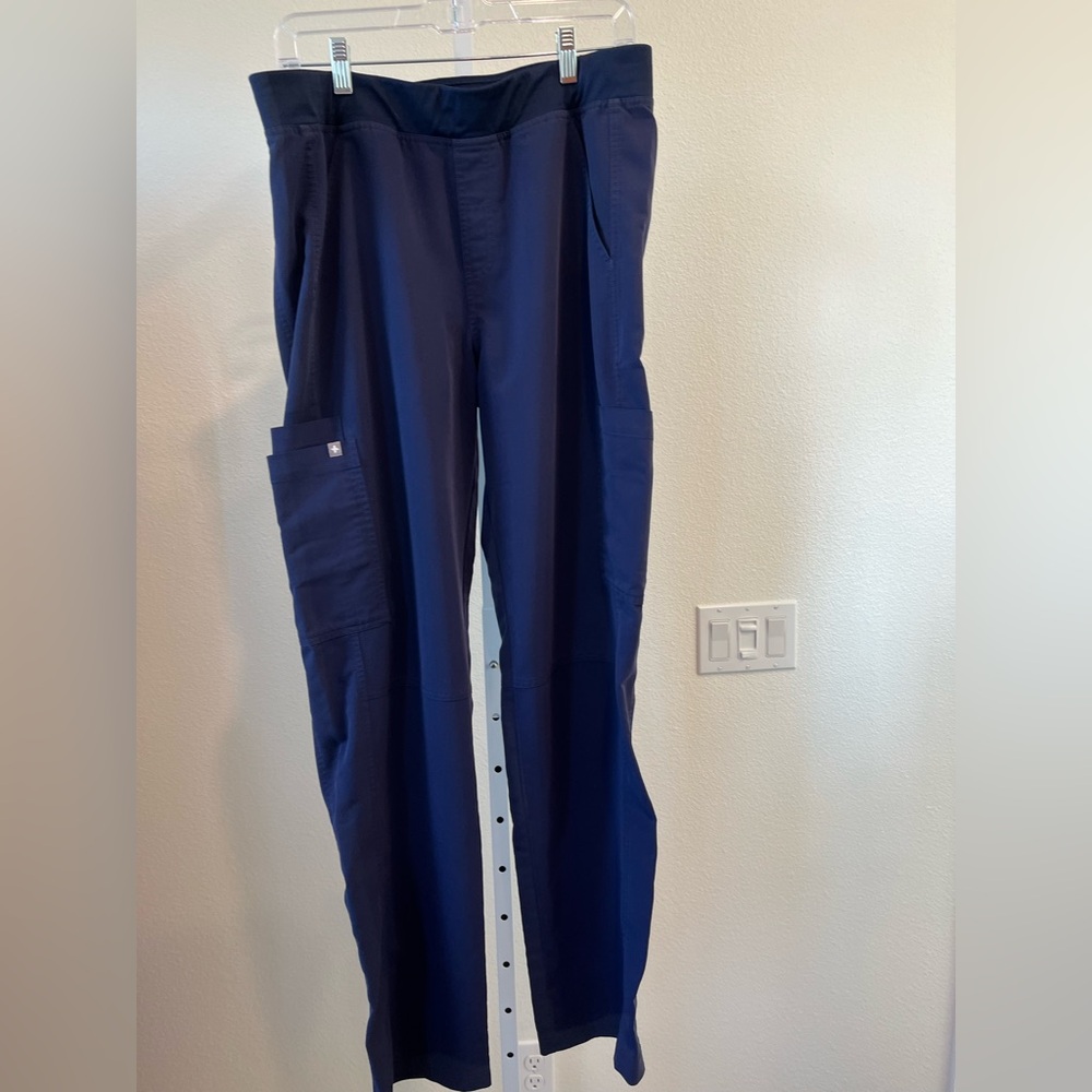 Figs Cairo Cargo Scrub Pants™